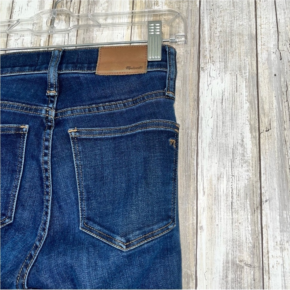 Madewell Dark Wash 9” High Rise Skinny - Picture 5 of 7